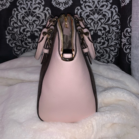 Michael Kors Purse - Picture 7 of 12